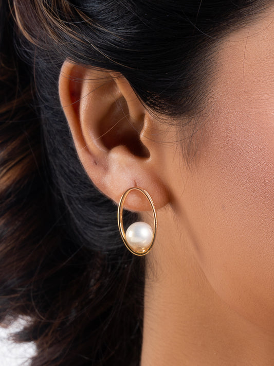 Pearl Between Oval Loops Earrings