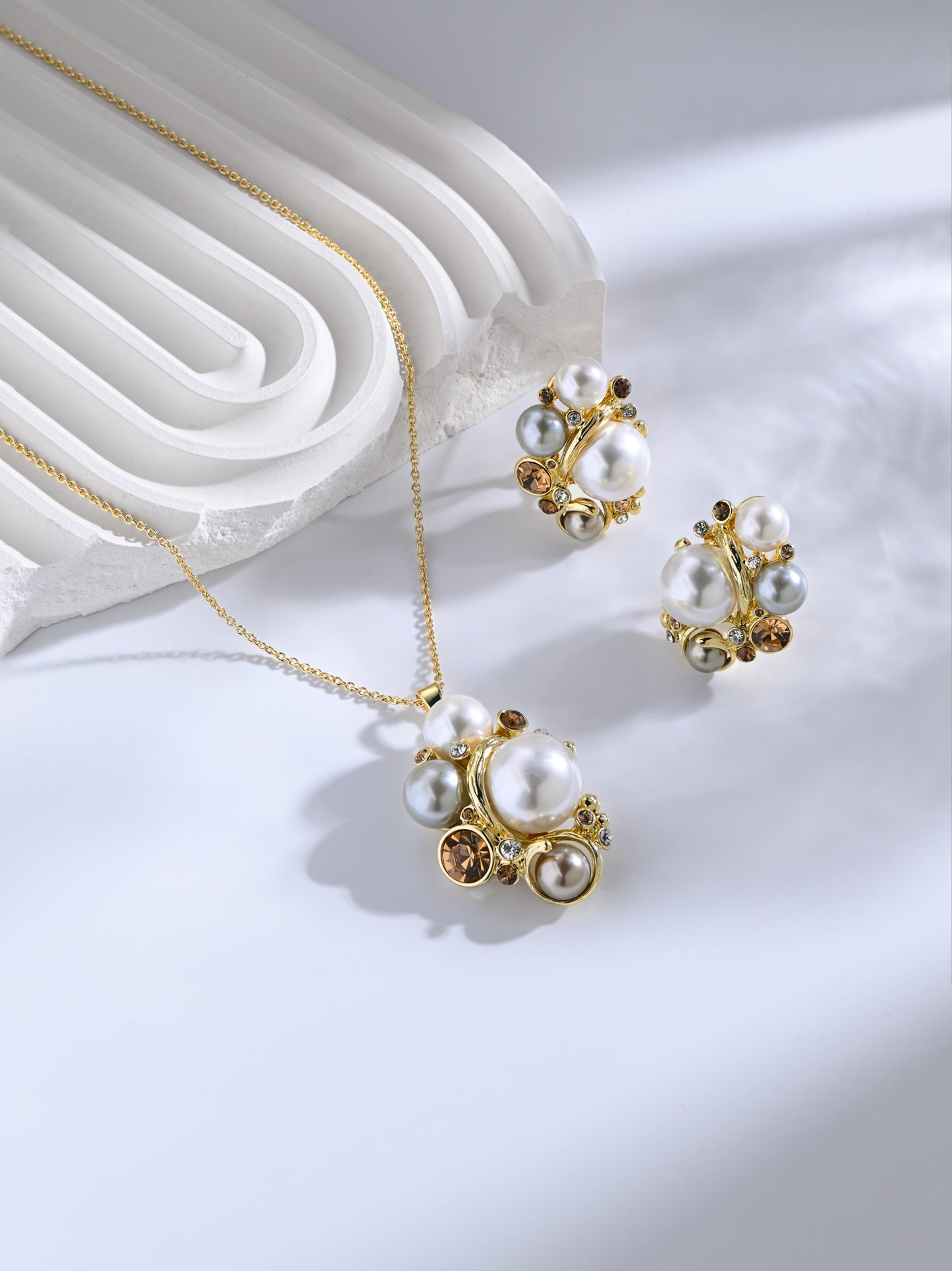 Krrystafee 18K Gold Plated Pearl Cluster Pendant Necklace Set for Women | Bridal Gifting