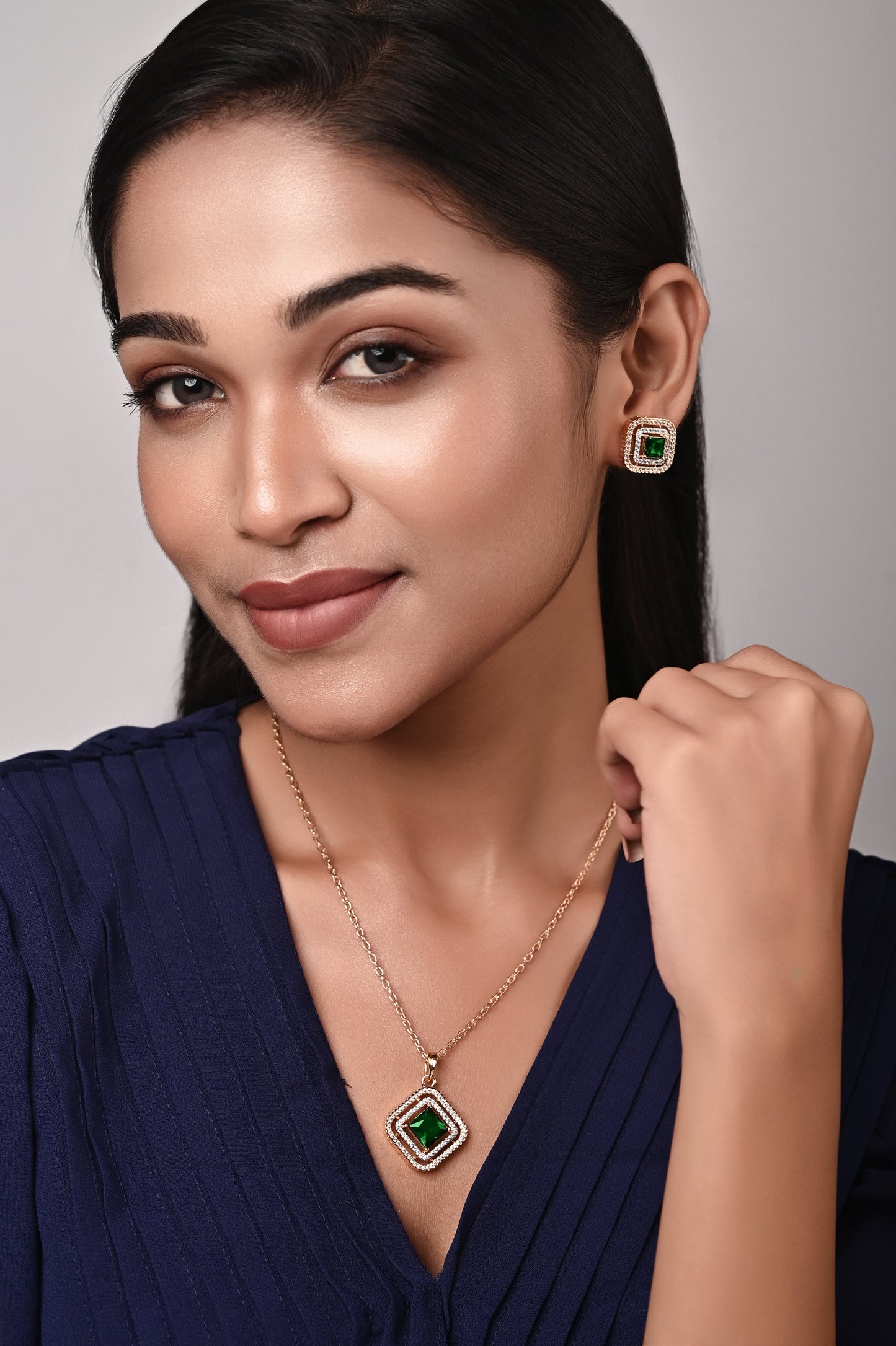 Emerald Princess Pendant Set