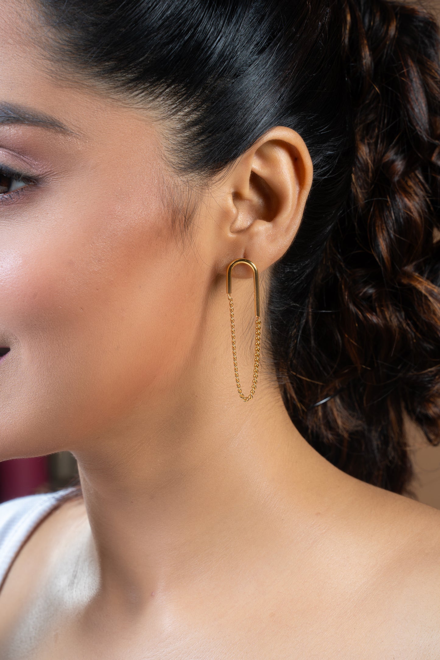 Krrystafee 18K Gold Plated Hook Chain Dangler Earrings for Women | Minimalist Daily Wear