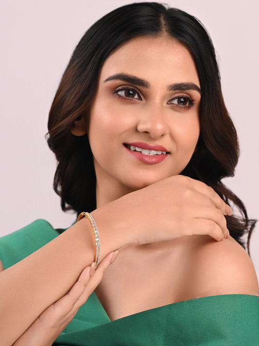 Gold Italian Bracelet with Round Diamonds