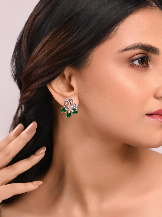 Entangled Emerald Studs