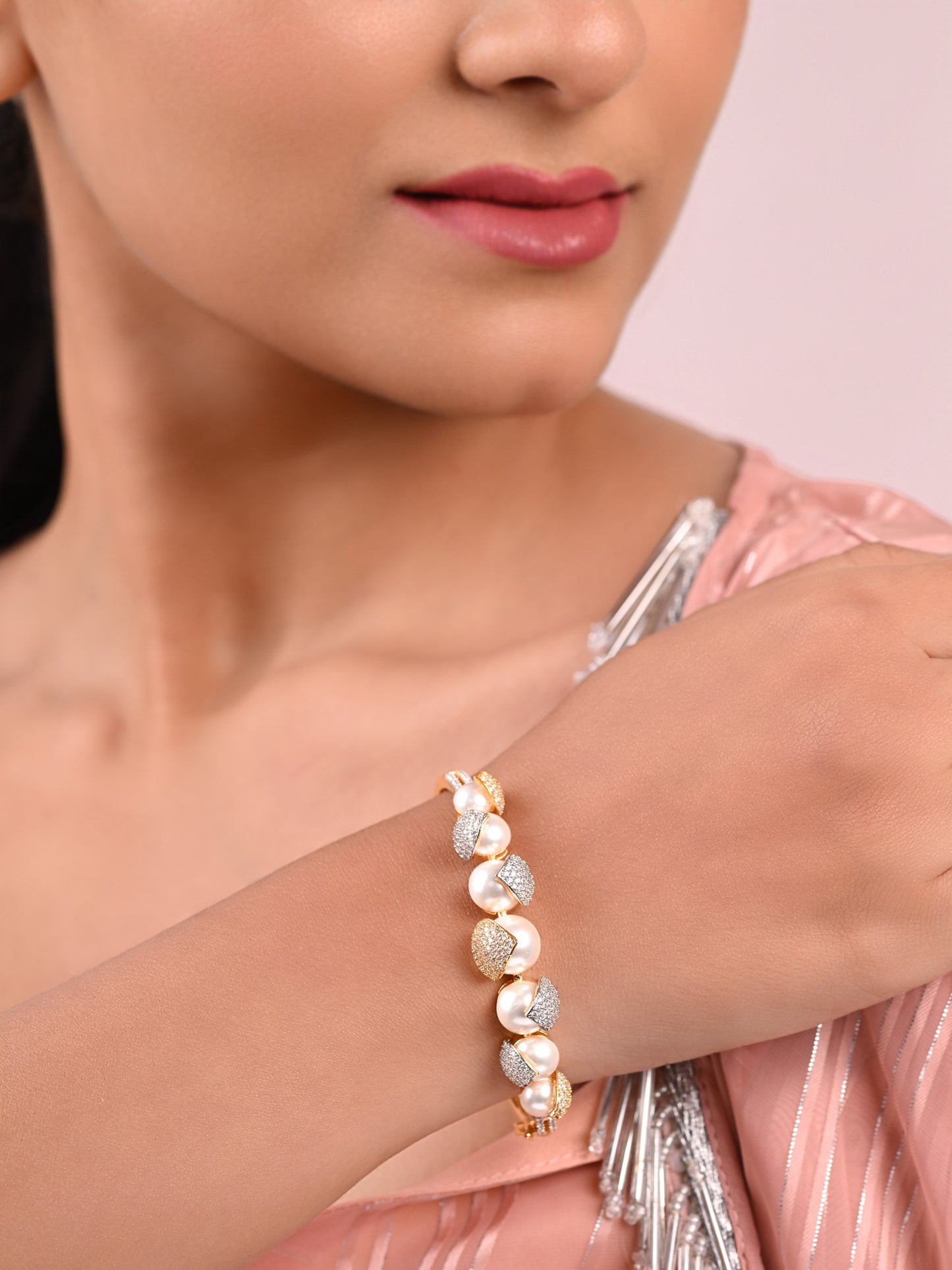 Pearl In Diamond Shell Bracelet