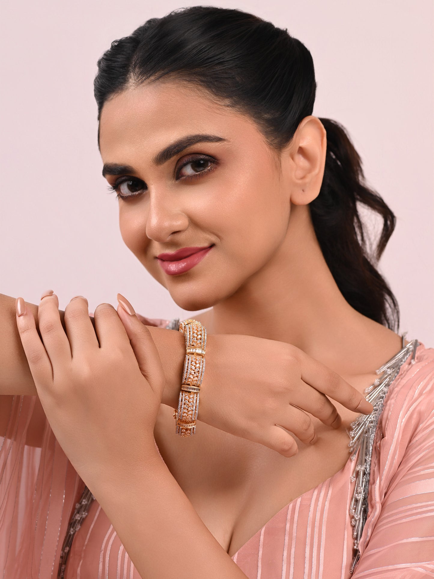 Royal Look Openable Wedding Bracelet