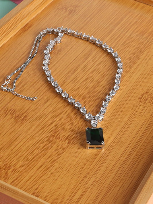 Emerald Necklace Set