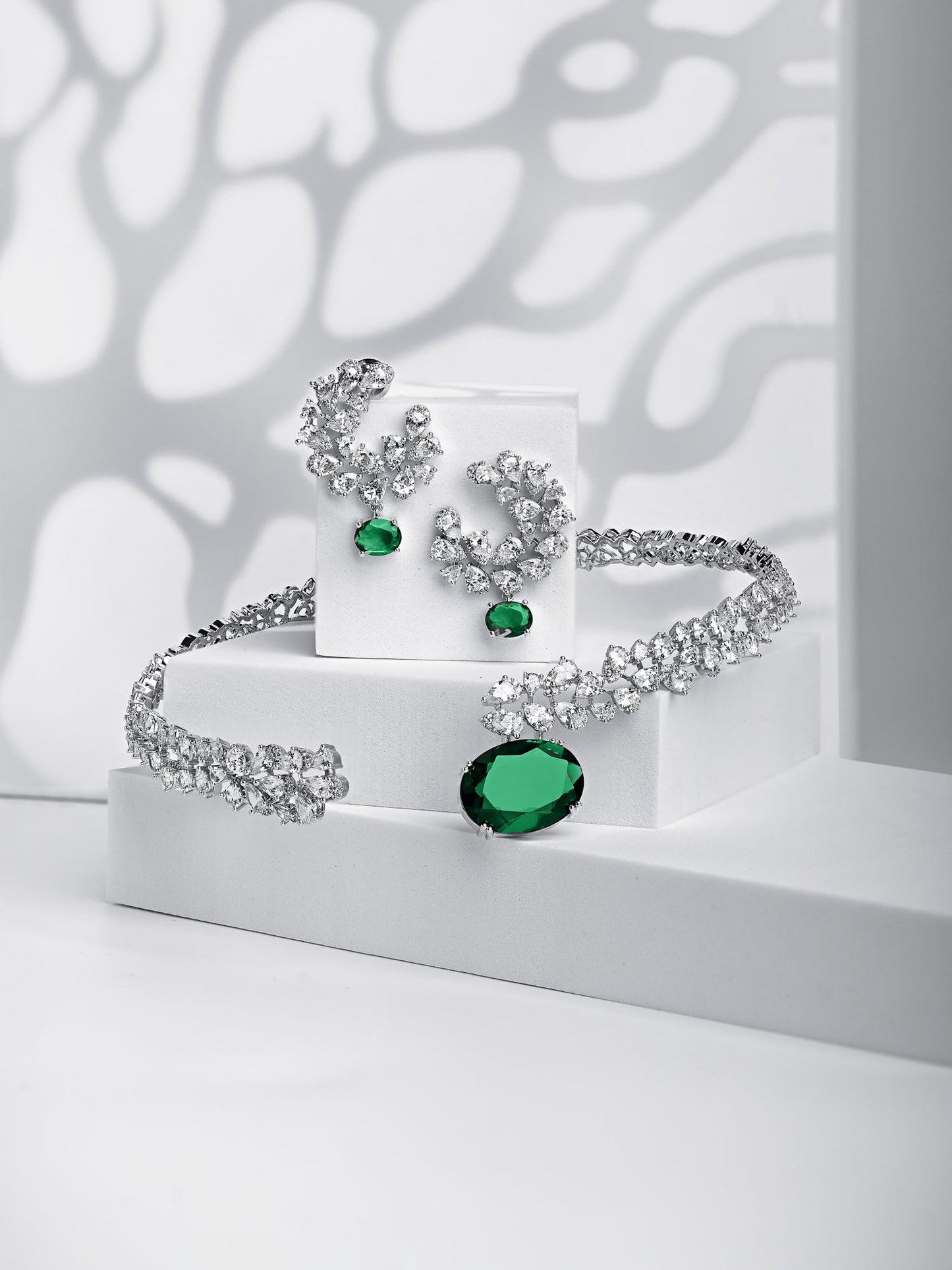 Diamond & Emerald Chic Set