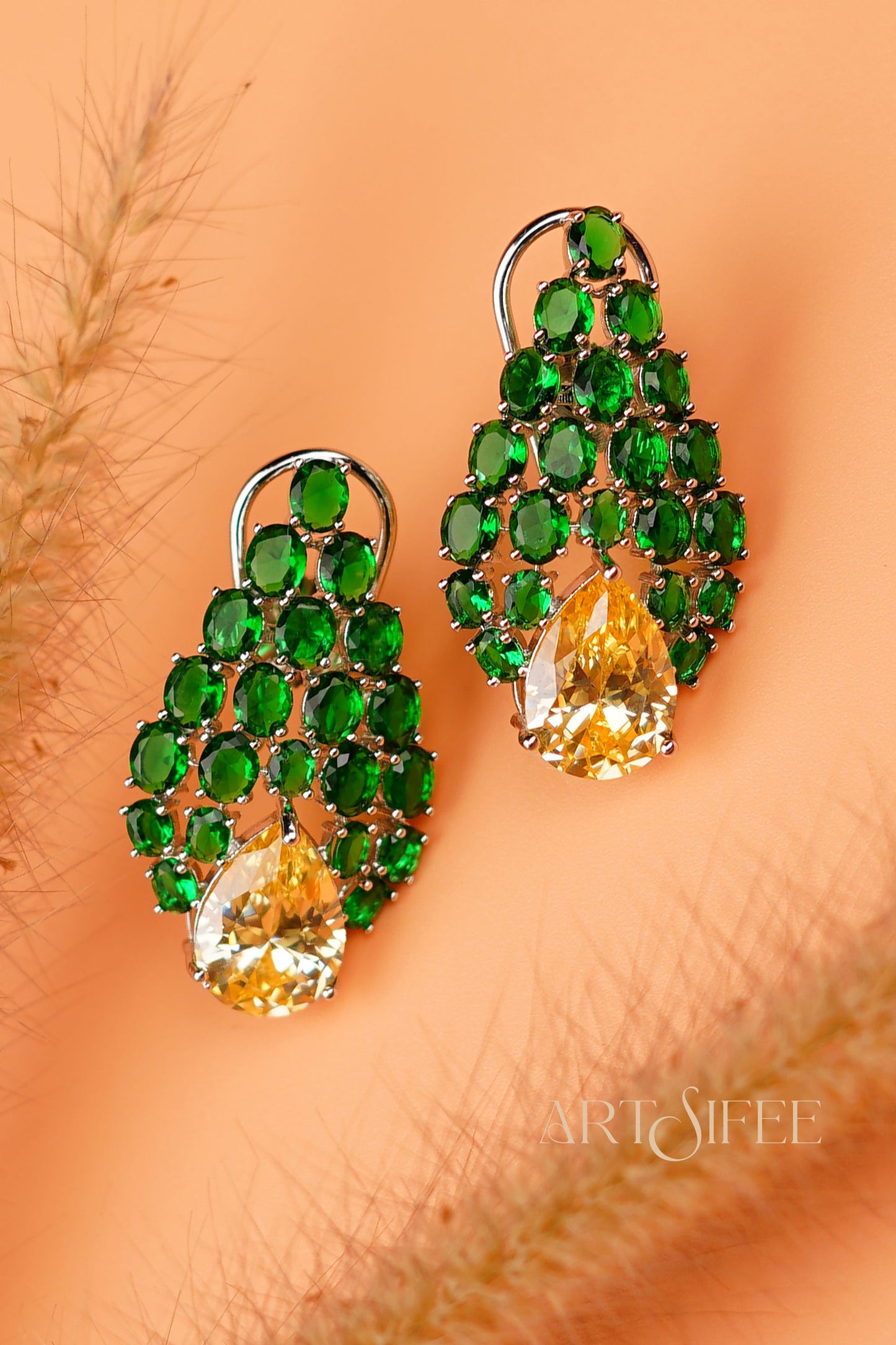 Emerald With A Lemon Twist