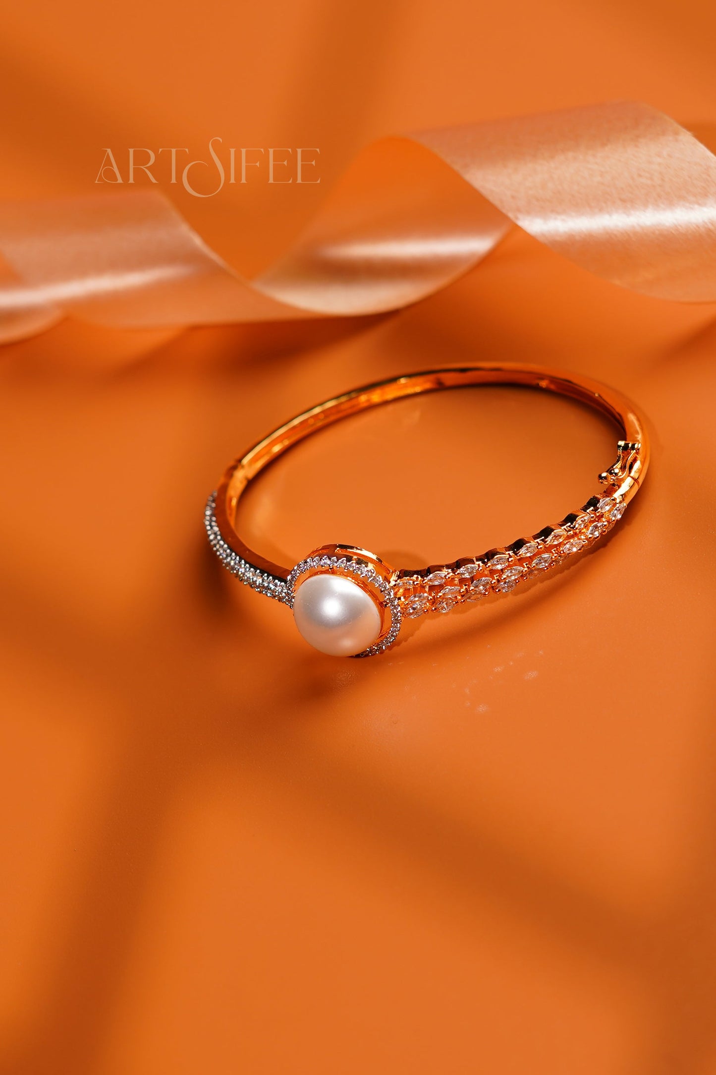 Diamond & Pearl Zircon Bracelet