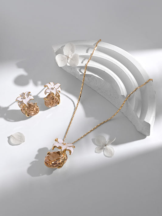 Champagne Crystal Wrapped In White Flower Pendent Set