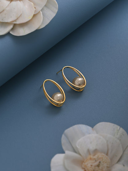 Pearl Between Oval Loops Earrings