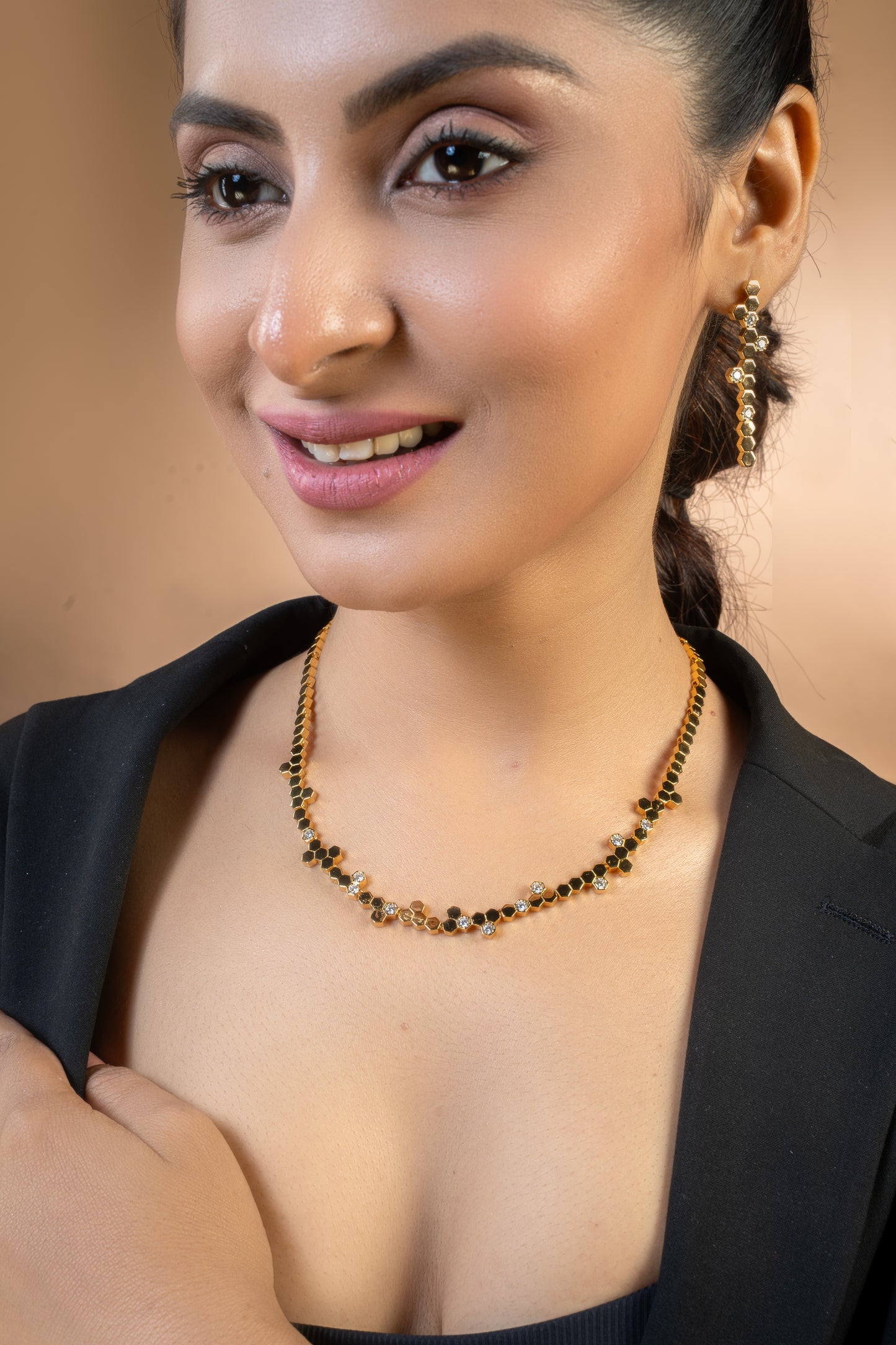 Hexa Charm Flexible Necklace Set - Gold