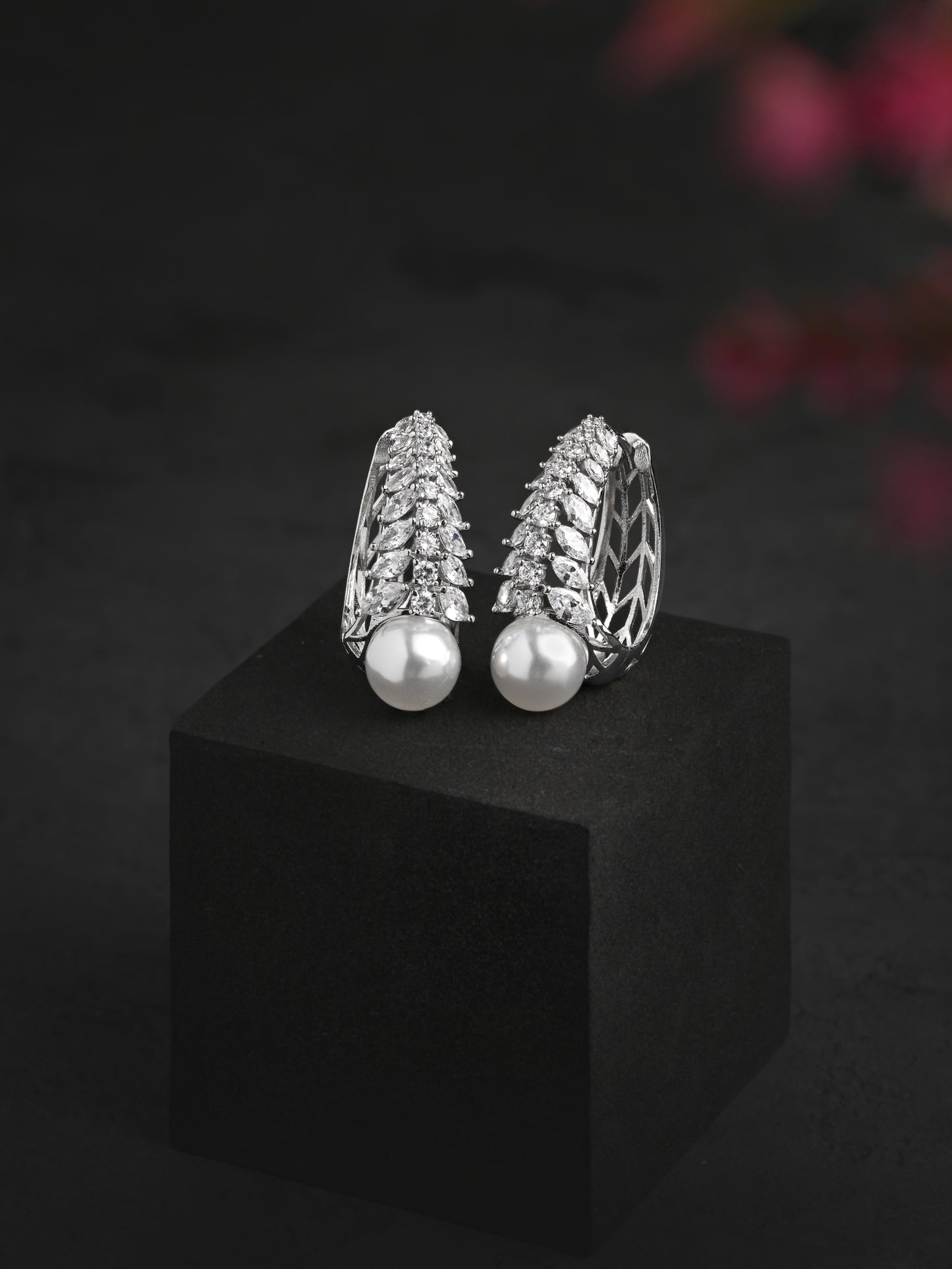 Diamond Pine Tree with Pearl Earring