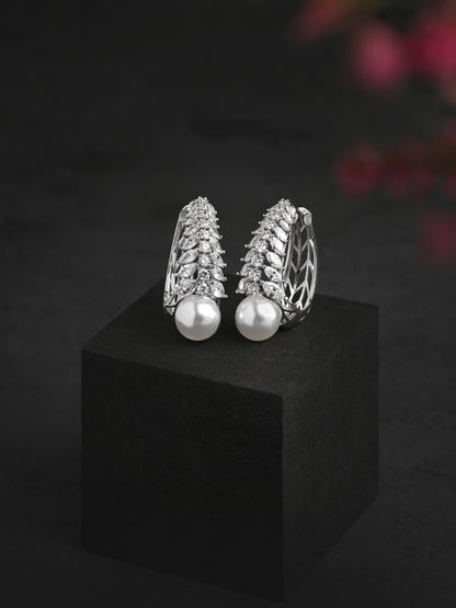 Diamond Pine Tree with Pearl Earring