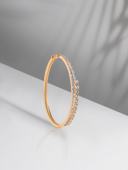 Gold Italian Bracelet with Round Diamonds